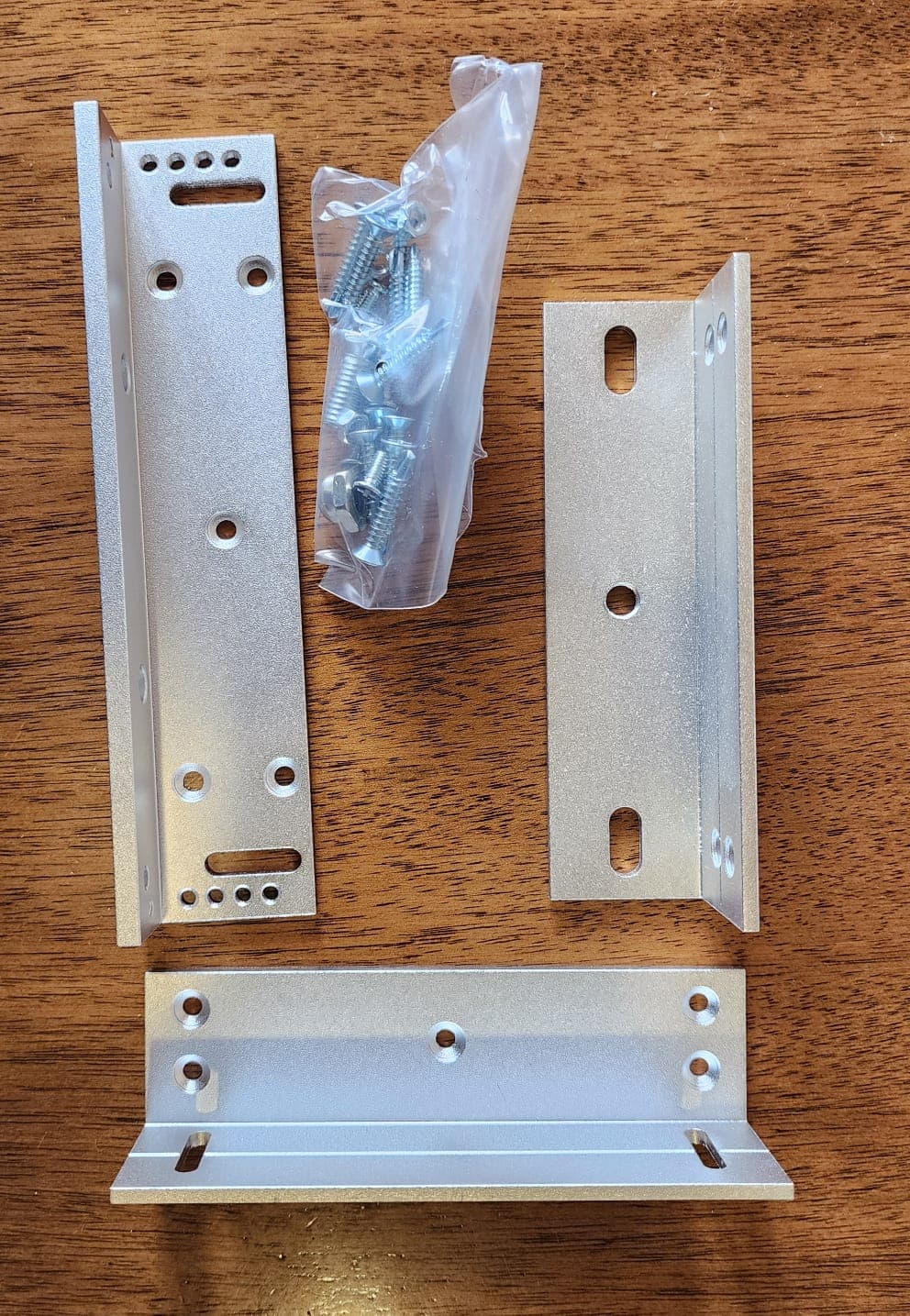 Accesorio P/cerraduras EM180 sobre el Marco de la Puerta