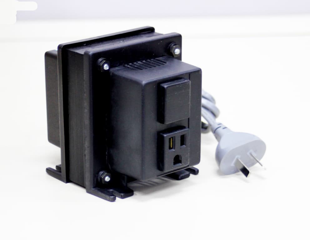Transformador 220VAC / 110VAC de 300W